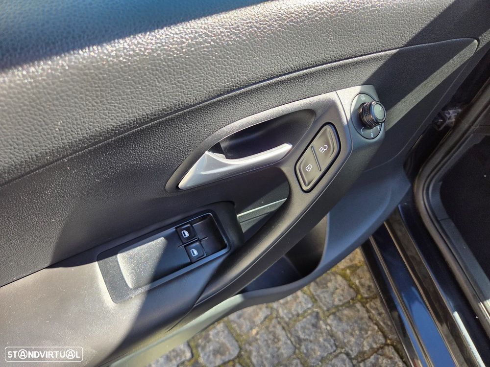 VW Polo 1.4 TDi BlueMotion - 19