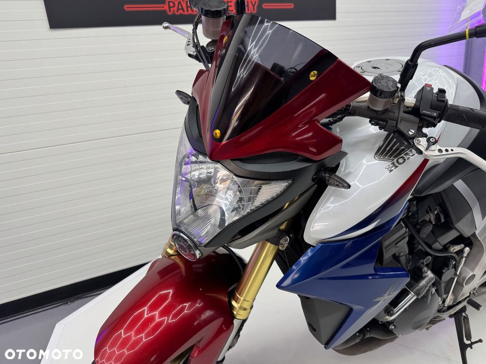 Honda CB - 16
