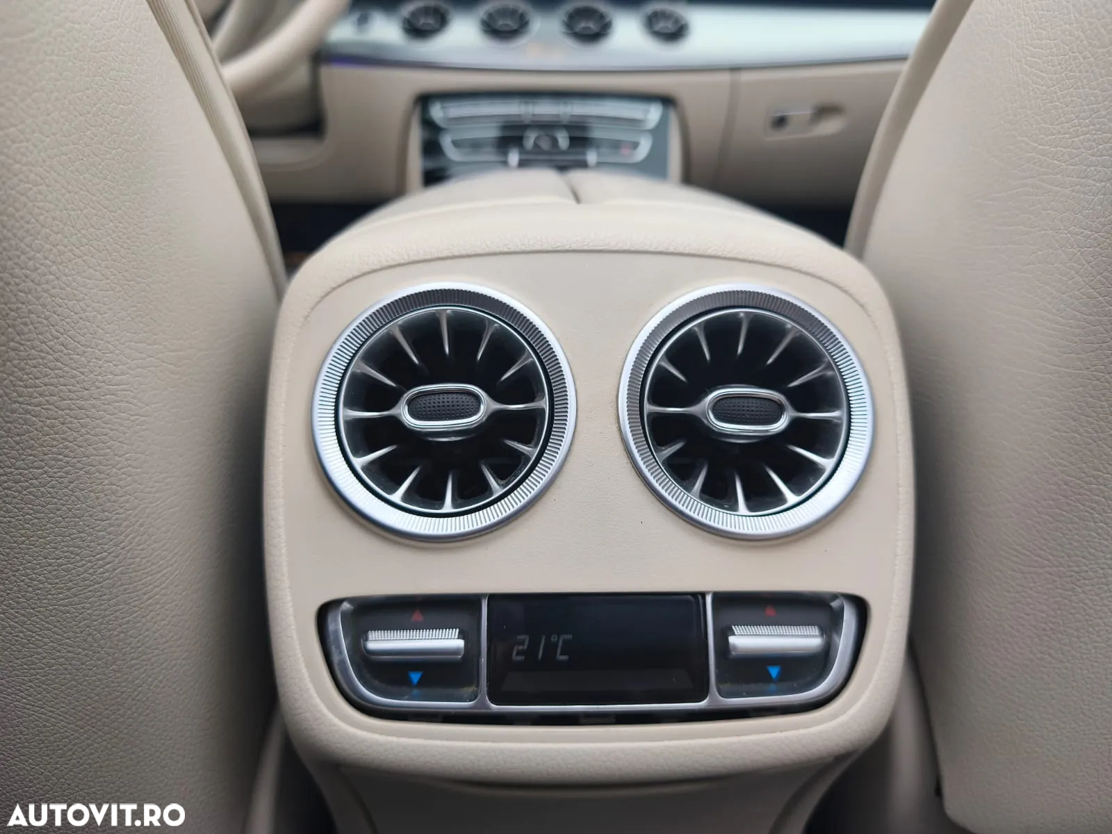 Mercedes-Benz E 400 4MATIC Cabrio - 24