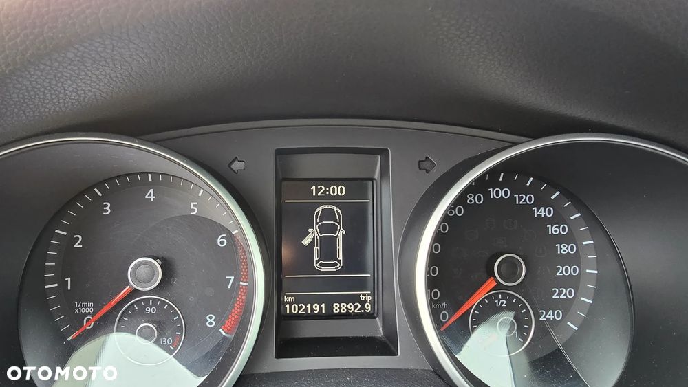 Volkswagen Golf 1.4 MATCH - 11