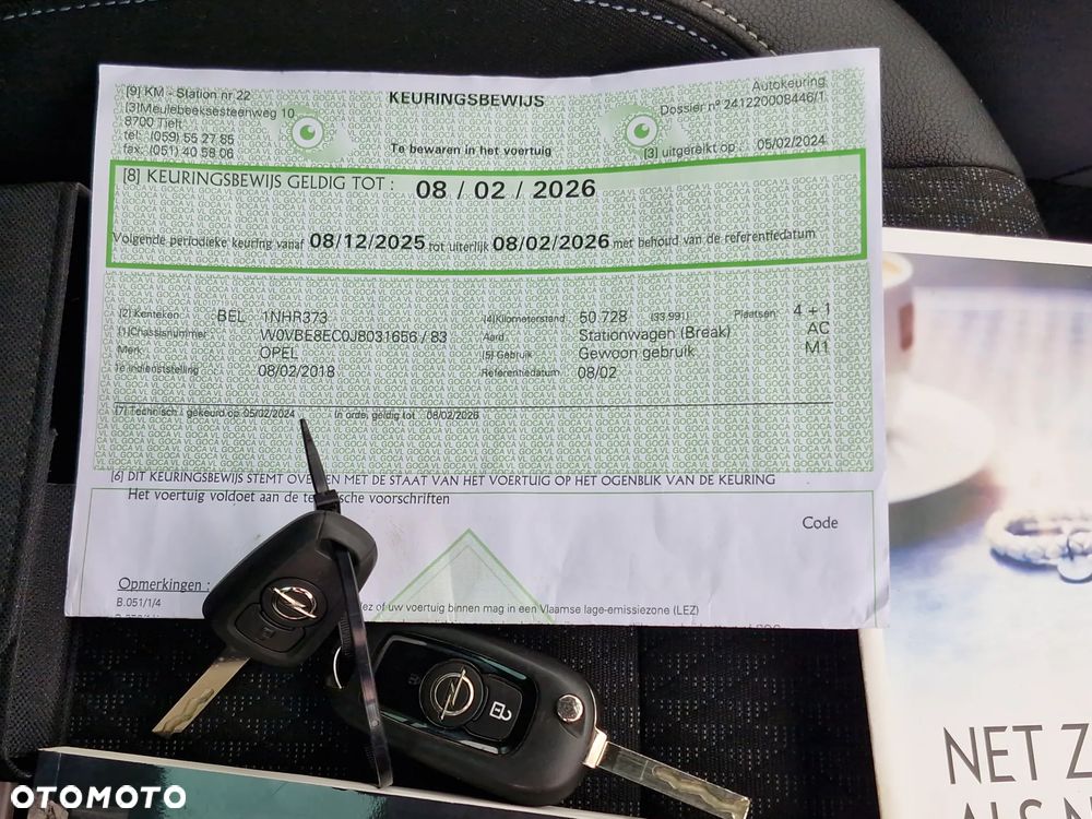 Opel Astra 1.4 Turbo Business - 28