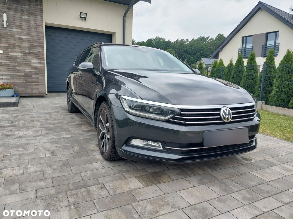 Volkswagen Passat - 2
