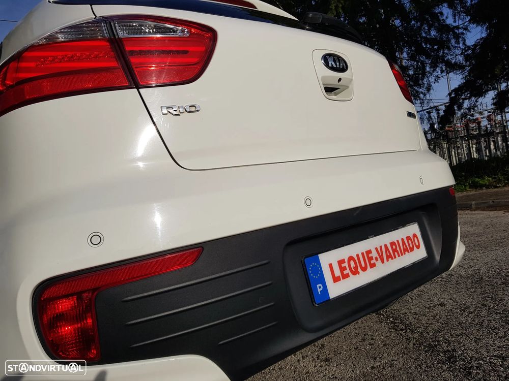 Kia Rio 1.1 CRDi TX Prime - 31