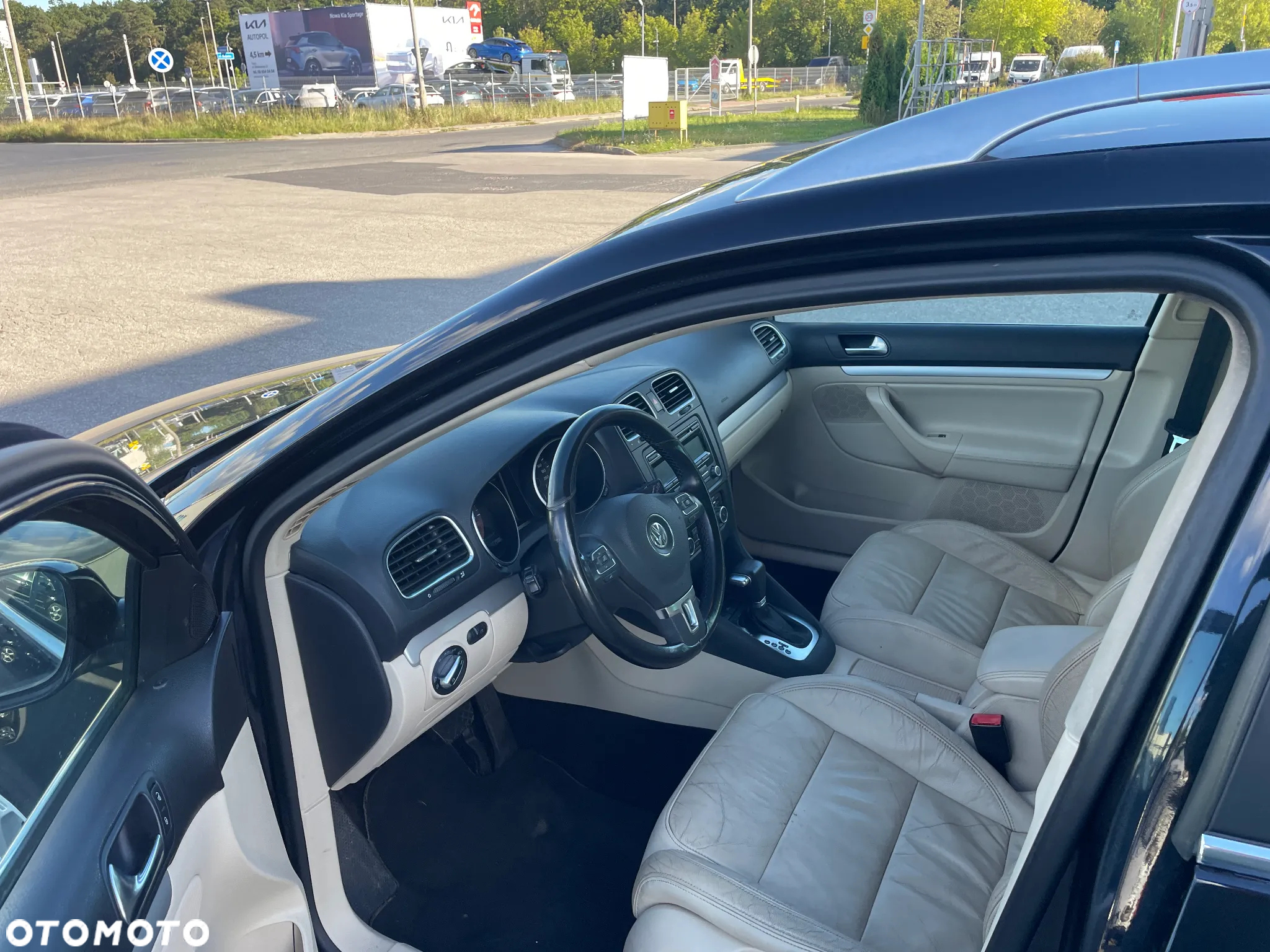 Volkswagen Golf 2.0 TDI DPF DSG Comfortline - 13