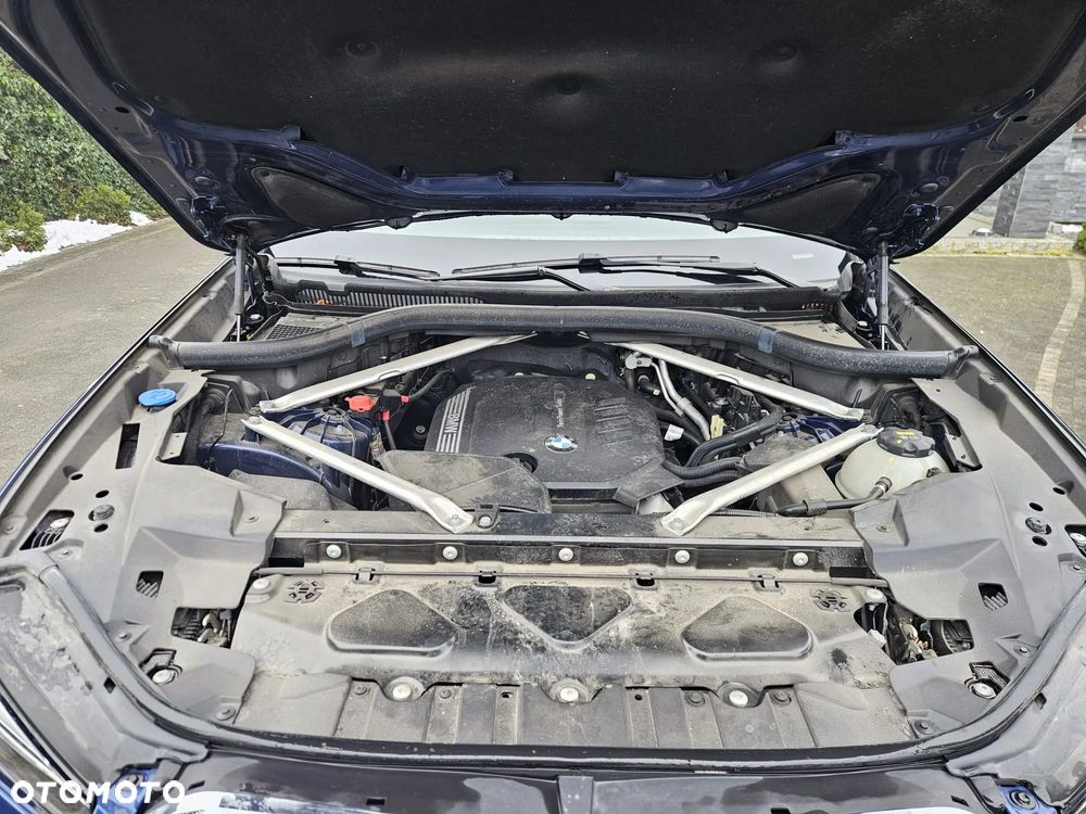 BMW X5 xDrive25d - 14