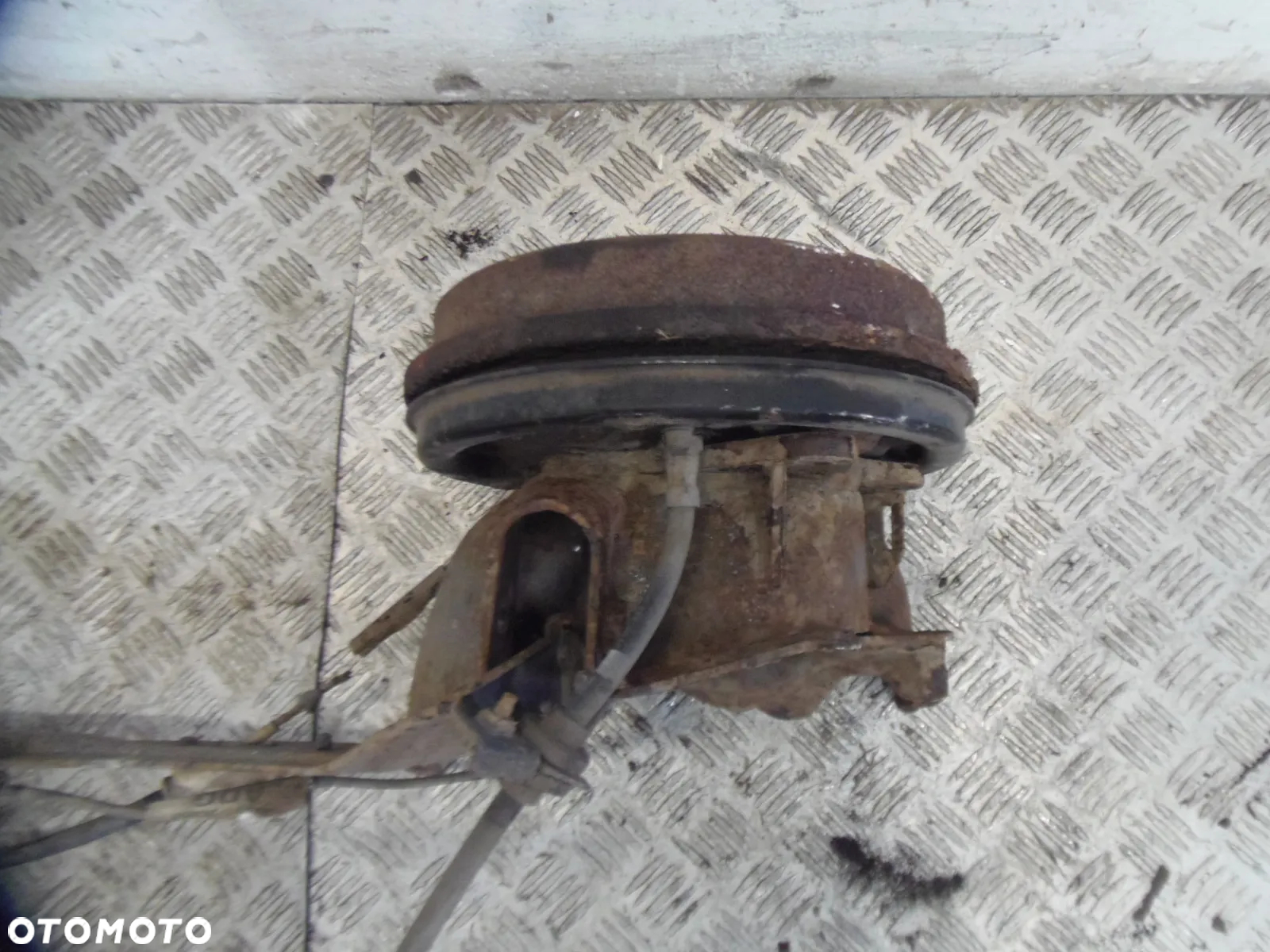FORD FOCUS MK3 1,6TDCI HB PIASTA ZWROTNICA PRAWA TYLNA - 3