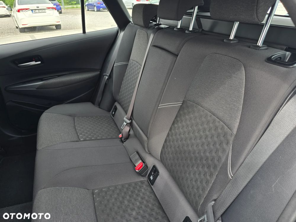 Toyota Corolla 1.8 Hybrid Comfort - 33