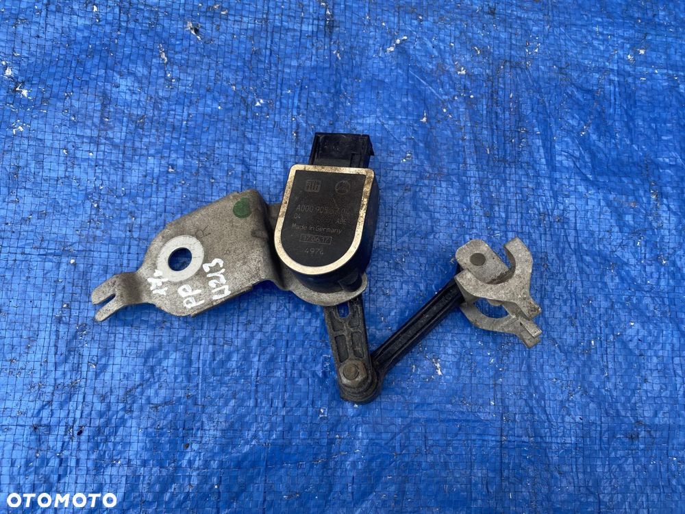MERCEDES W213 PRAWY PRZÓD CZUJNIK POZIOMOWANIA A0009053704 A2139053402 - 1
