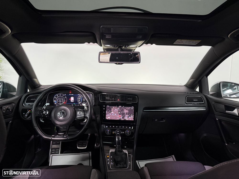 VW Golf R 4Motion BlueMotion DSG - 12