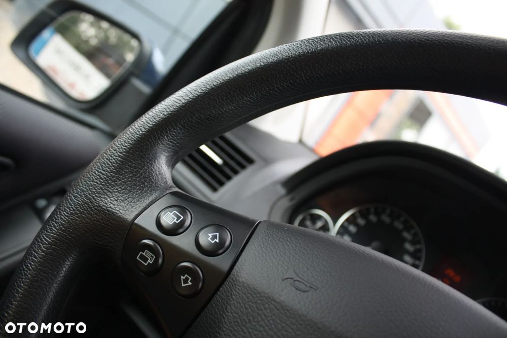 Mercedes-Benz Klasa A 180 BlueEFFICIENCY Elegance - 22