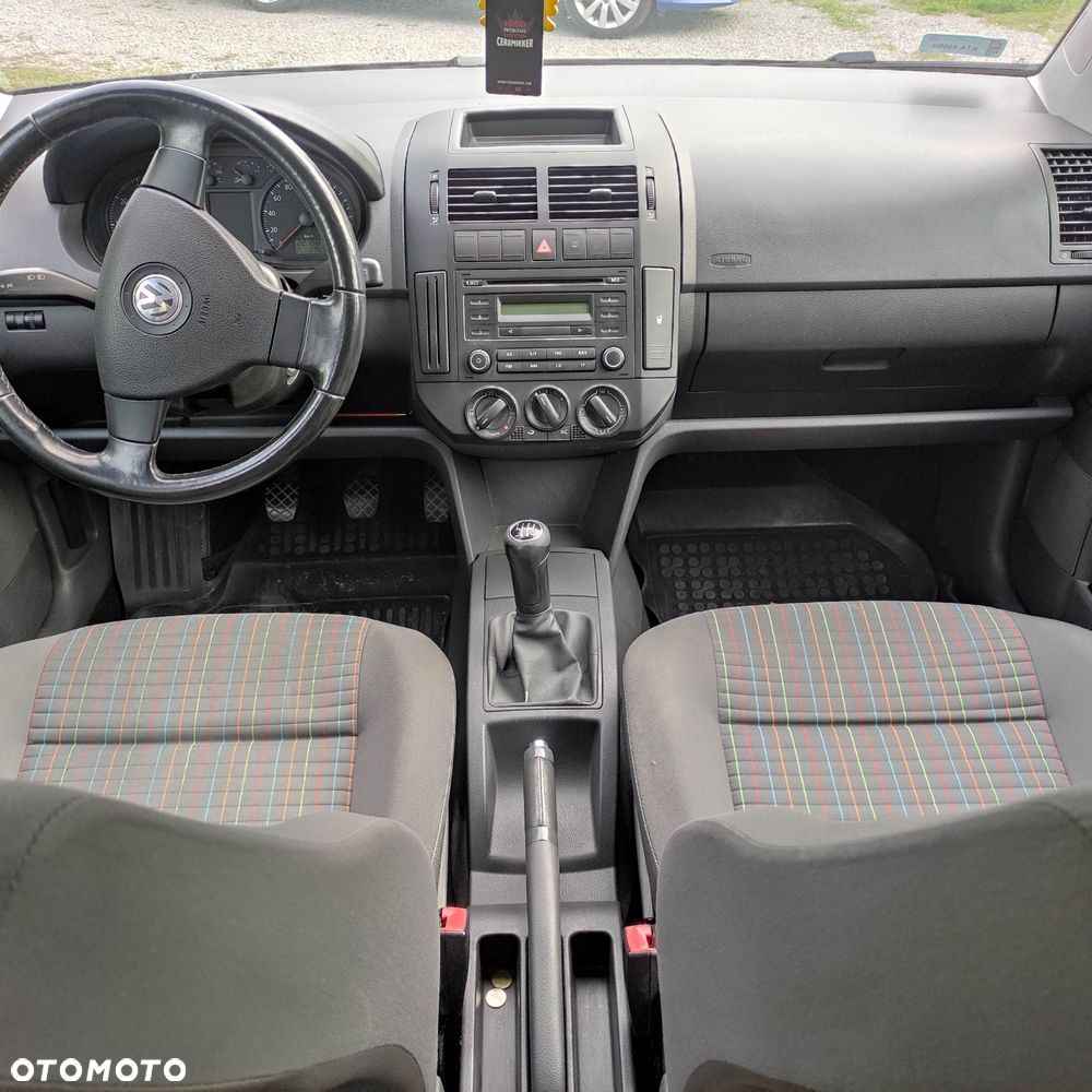 Volkswagen Polo - 5