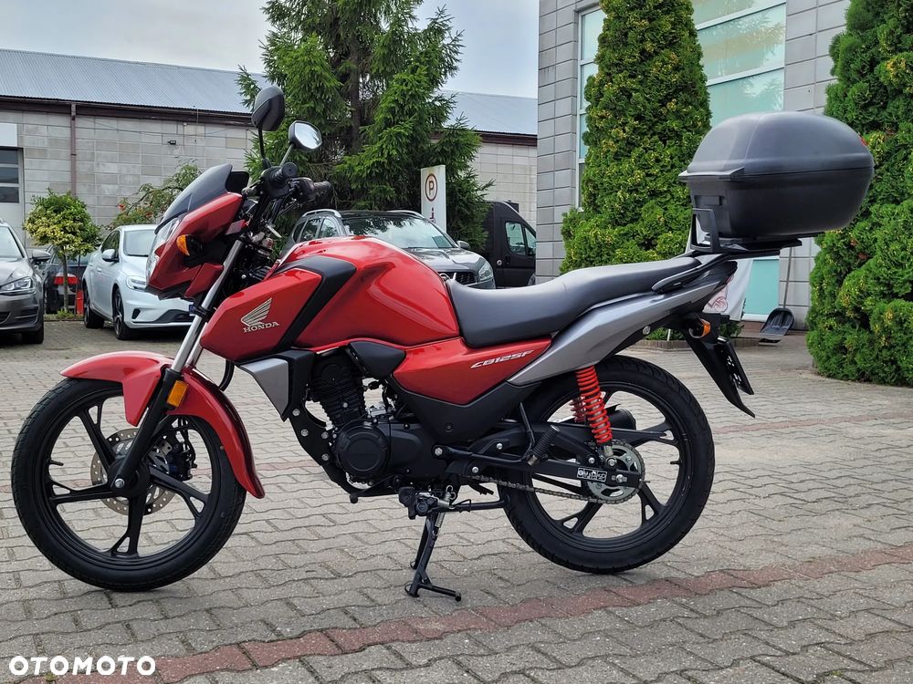 Honda CB - 12