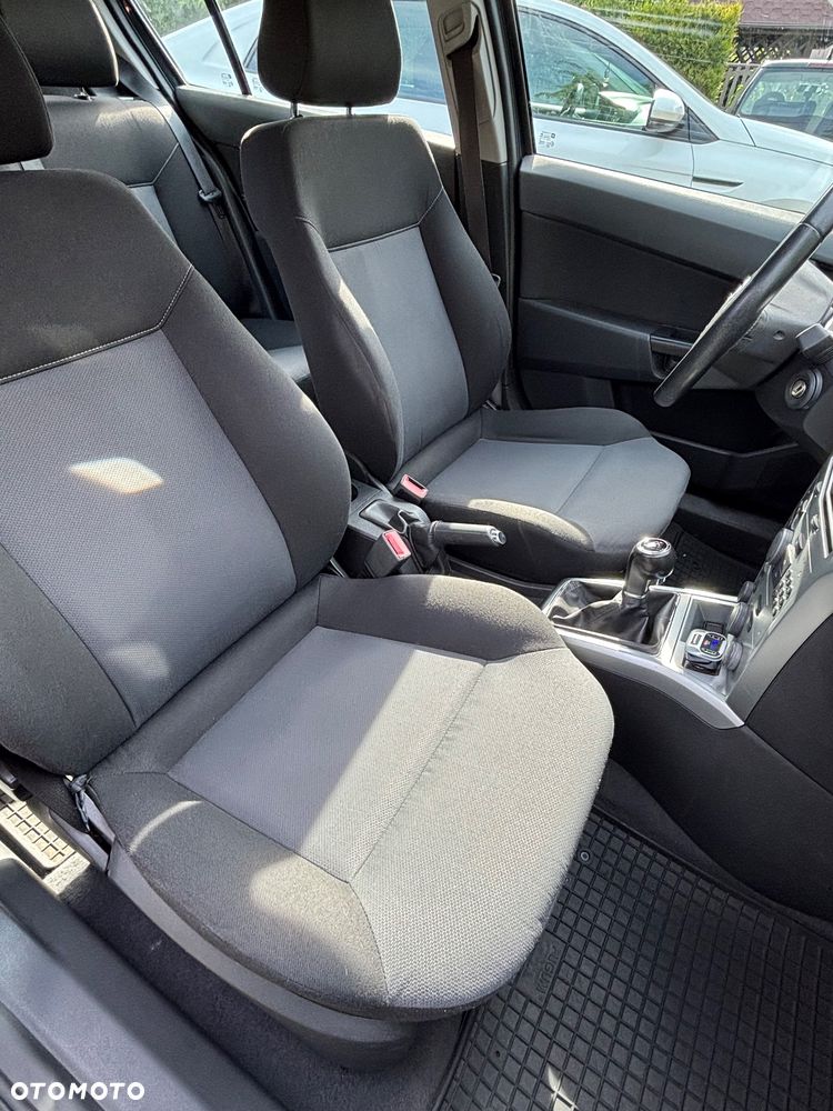 Opel Astra 1.4 Enjoy - 16