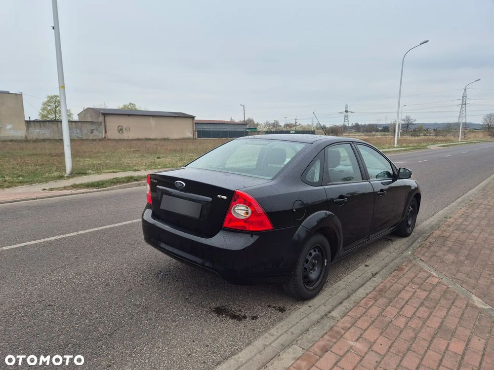 Ford Focus 1.6 TDCi Ambiente - 3