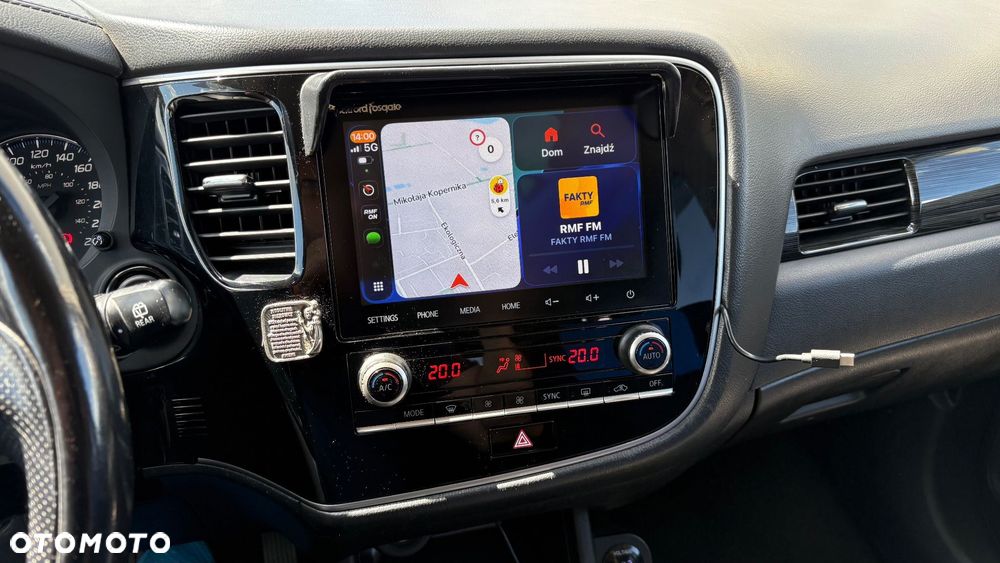 Mitsubishi Outlander - 19