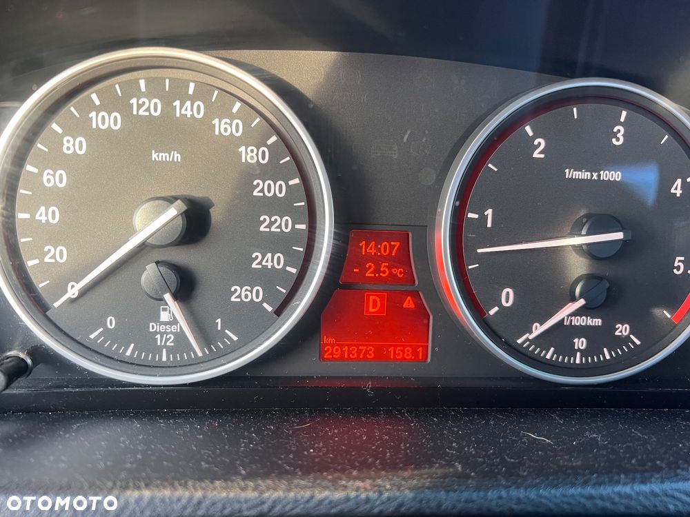 BMW X5 xDrive35d - 9