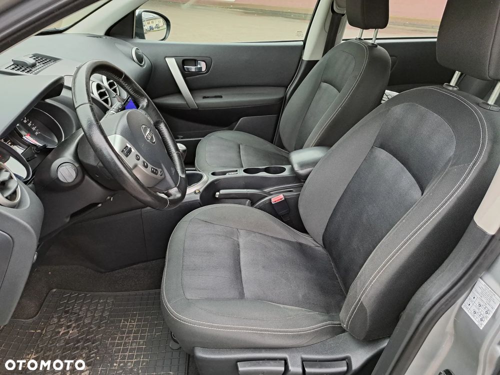 Nissan Qashqai - 14