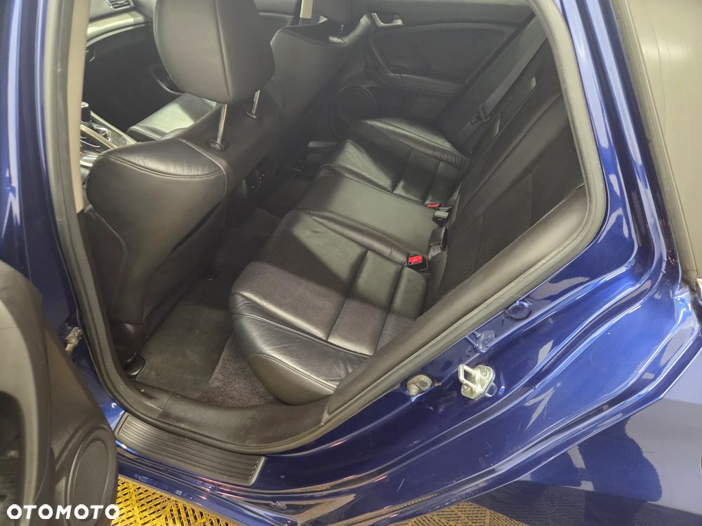 Honda Accord - 15