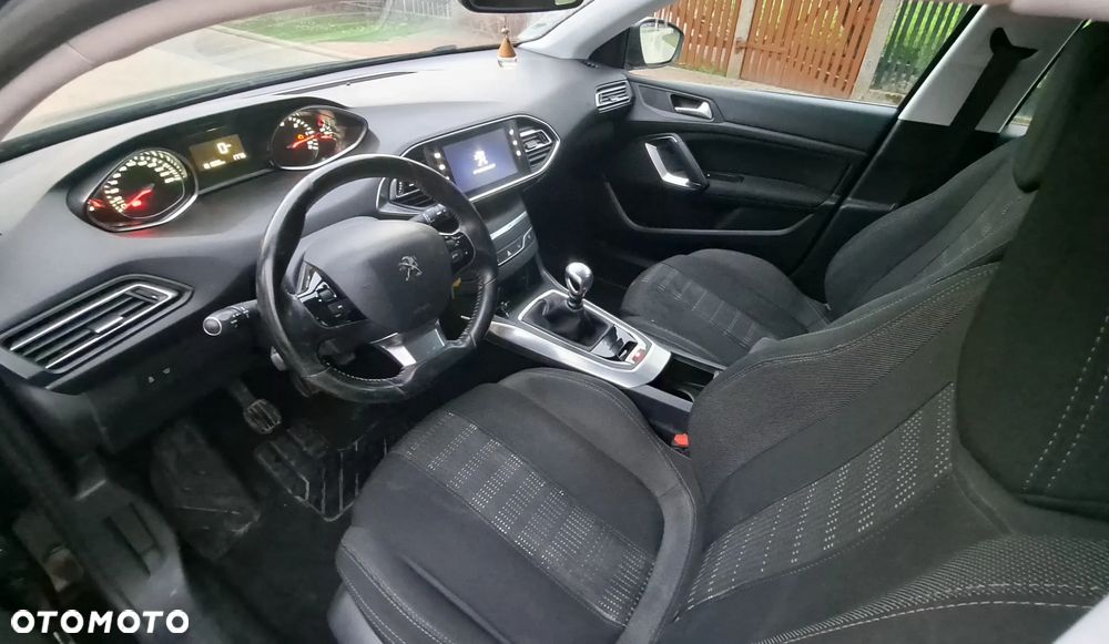 Peugeot 308 BlueHDi FAP 120 Stop & Start Allure - 5