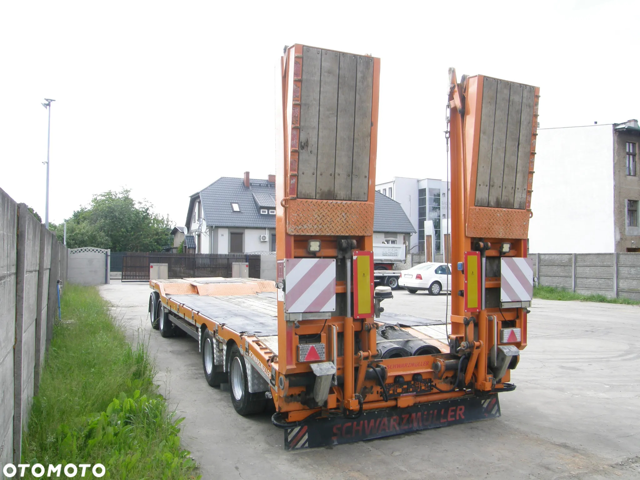 Schwarzmuller T4 2015 4 osiowa przyczepa niskopodwoziowa z Niemiec - 19