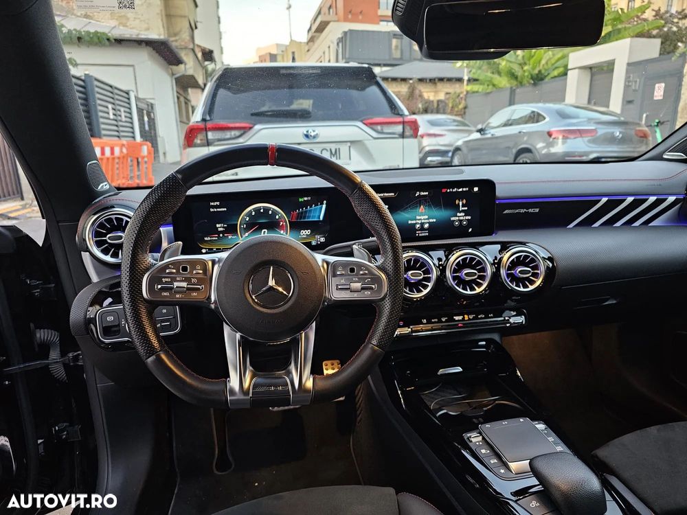 Mercedes-Benz CLA 35 AMG - 20