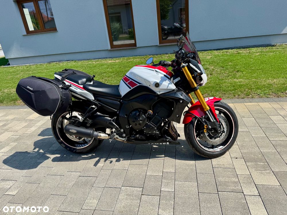 Yamaha FZ8 - 1