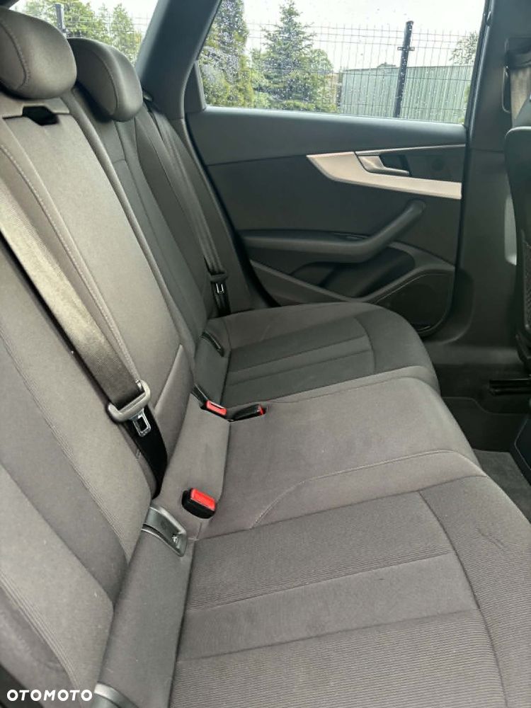 Audi A4 Avant 2.0 TDI ultra S tronic - 12
