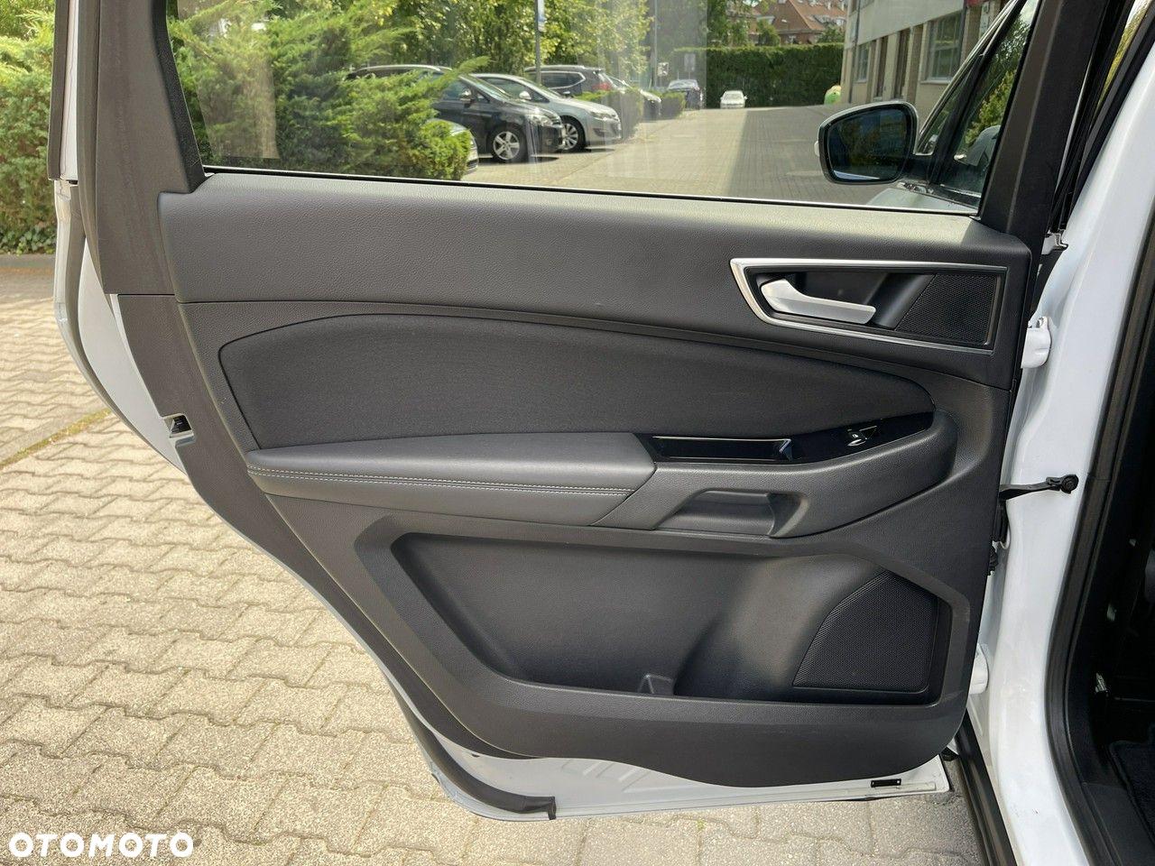 Ford S-Max - 21