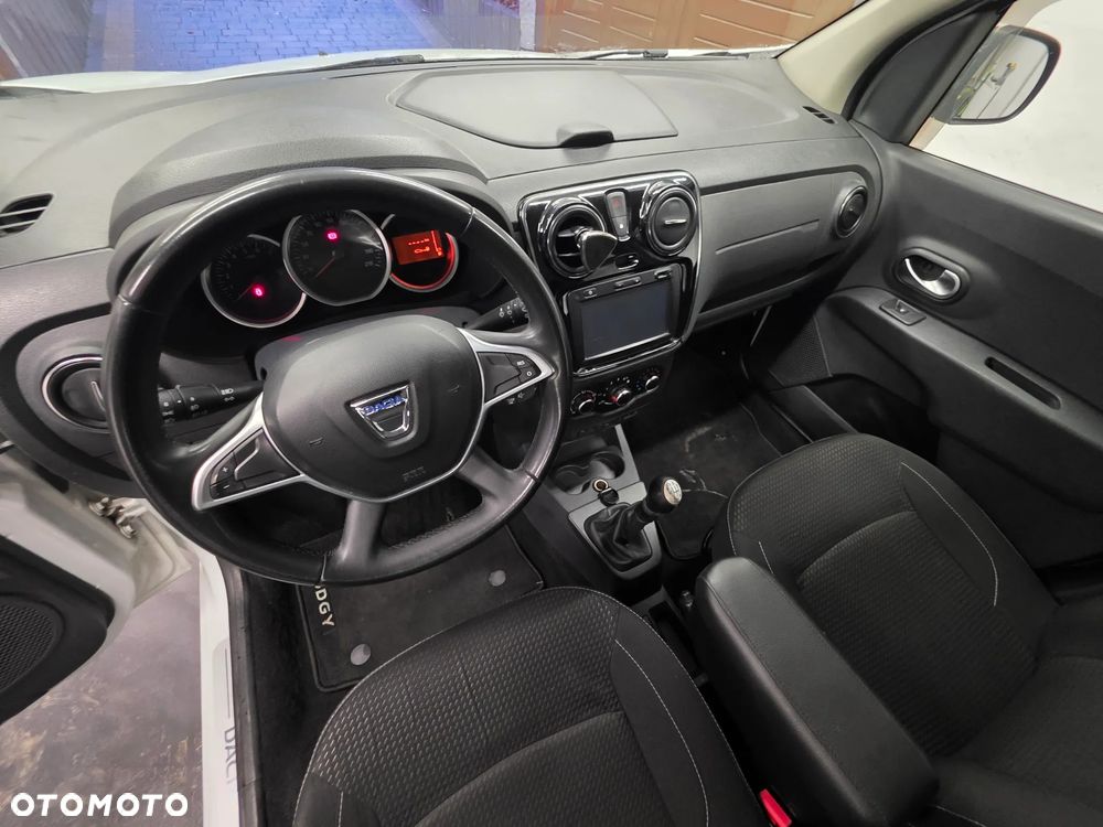 Dacia Lodgy dCi 110 Comfort - 15