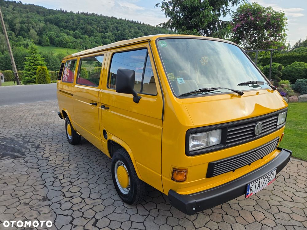 Volkswagen Transporter - 2