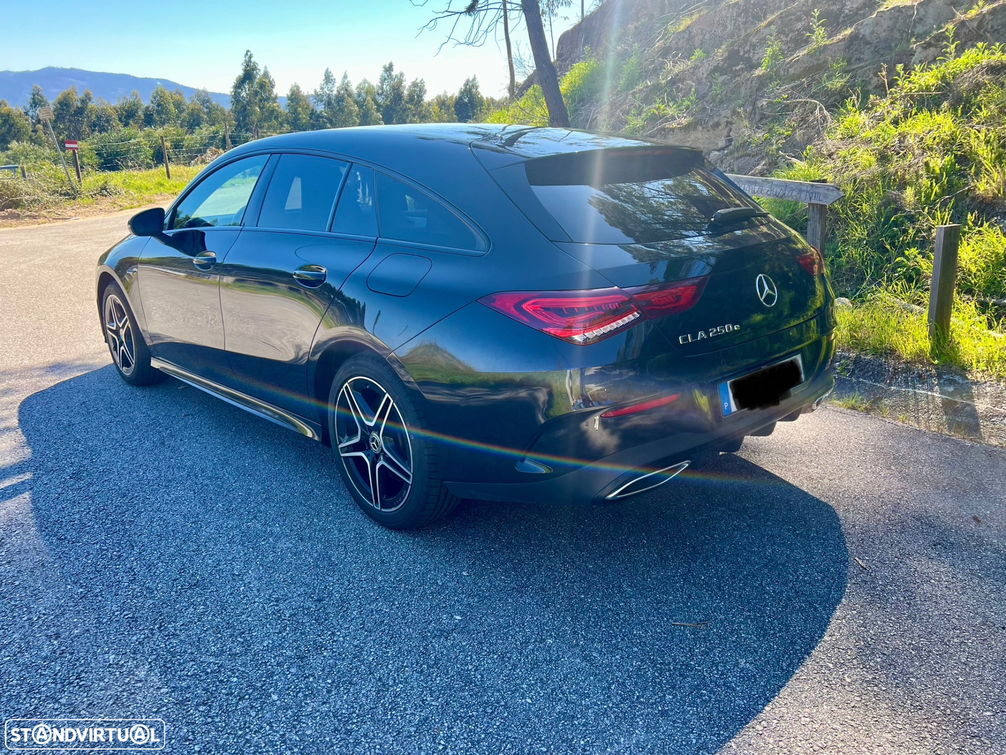Mercedes-Benz CLA 250 e Shooting Brake AMG Line - 4