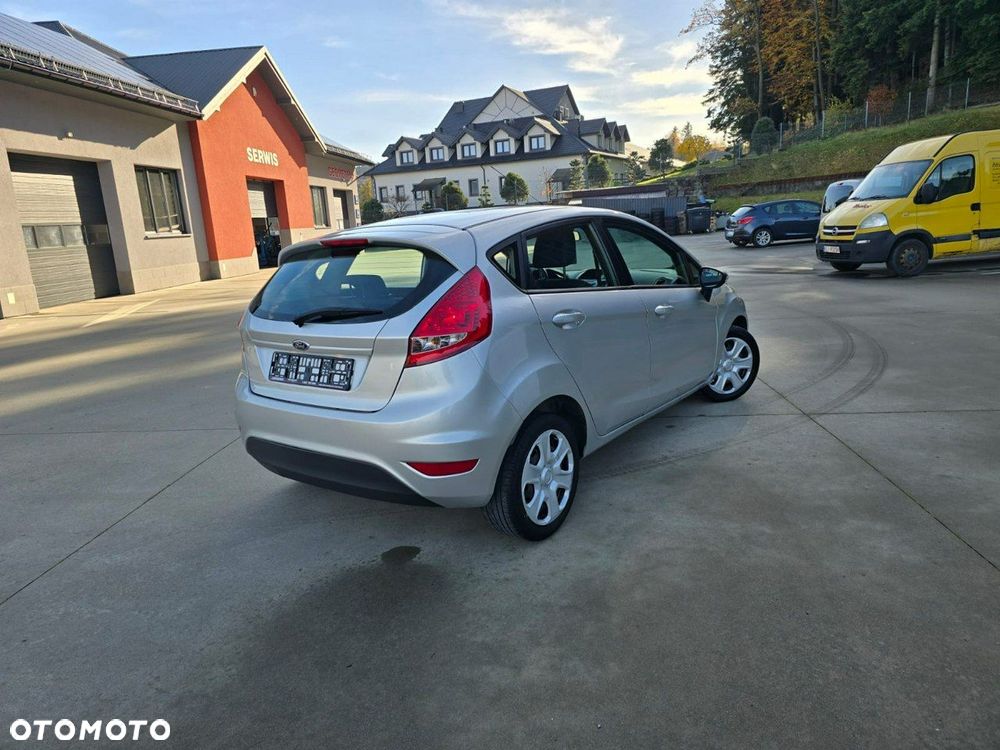 Ford Fiesta - 6