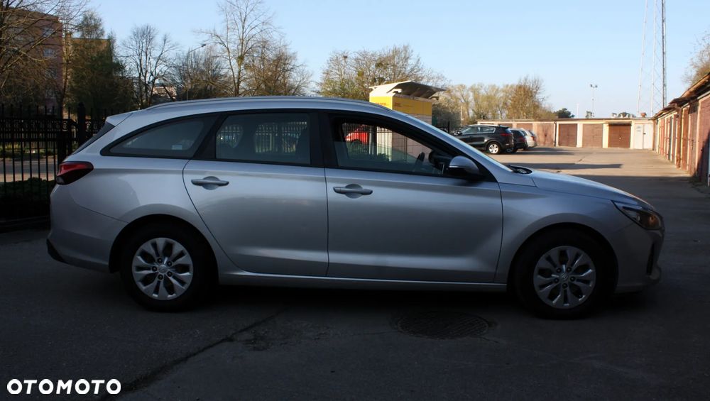 Hyundai i30 1.6 CRDi Premium - 6