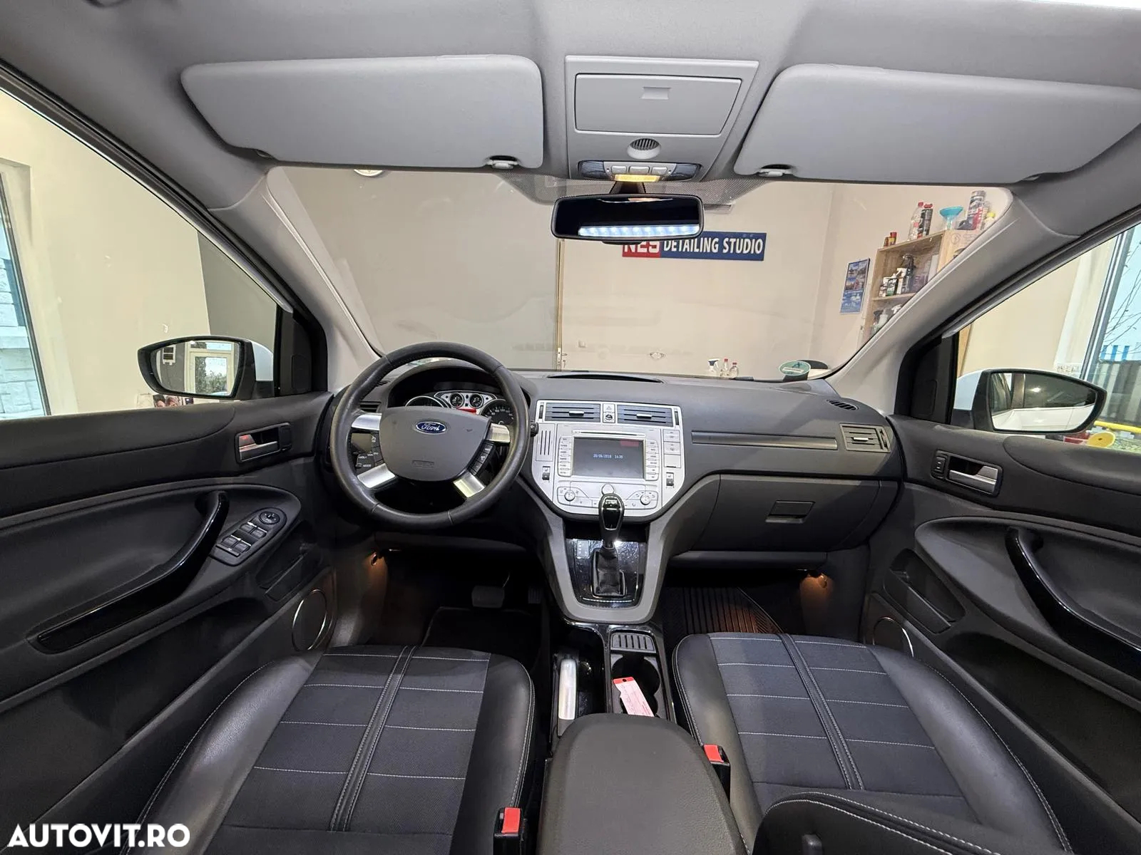 Ford Kuga 2.0 TDCi 4WD Powershift Titanium - 14