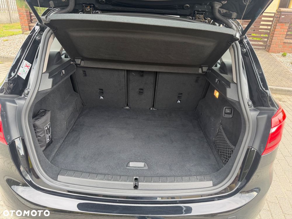 BMW Seria 2 218i Sport Line - 12