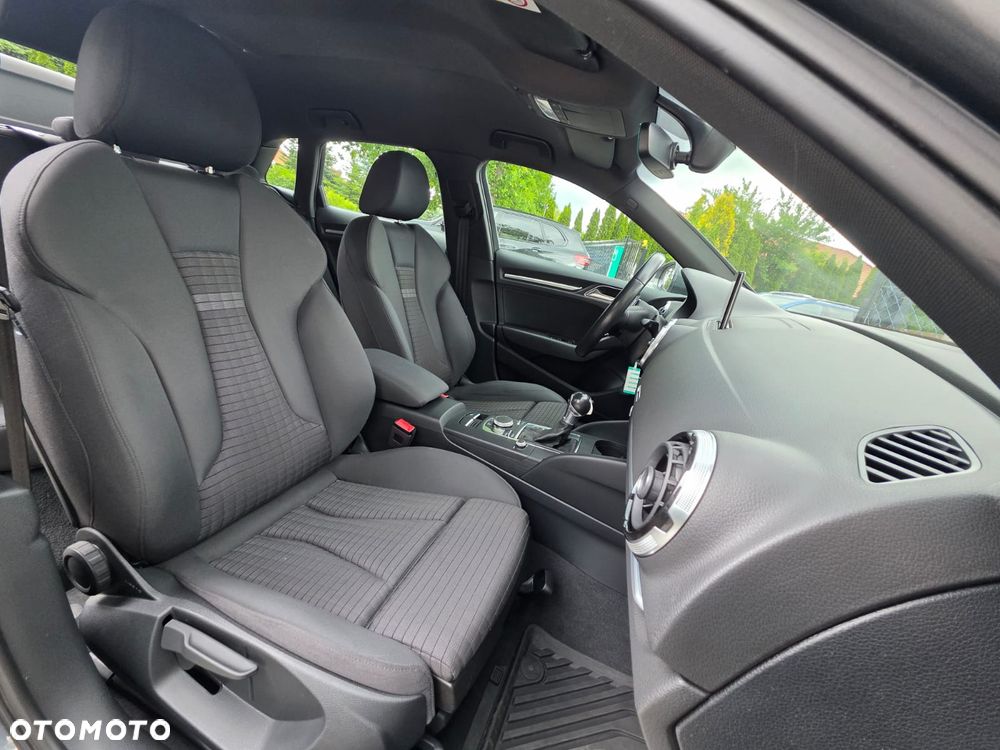 Audi A3 Sportback 1.5 TFSI cylinder on demand S tronic - 18