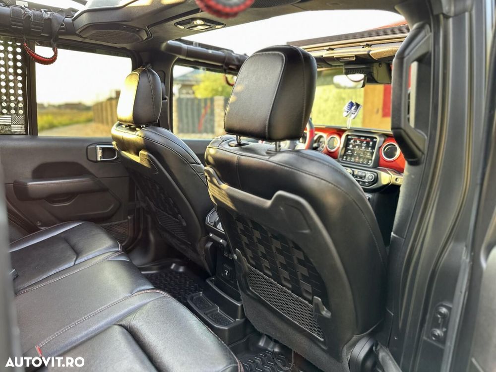 Jeep Wrangler - 18