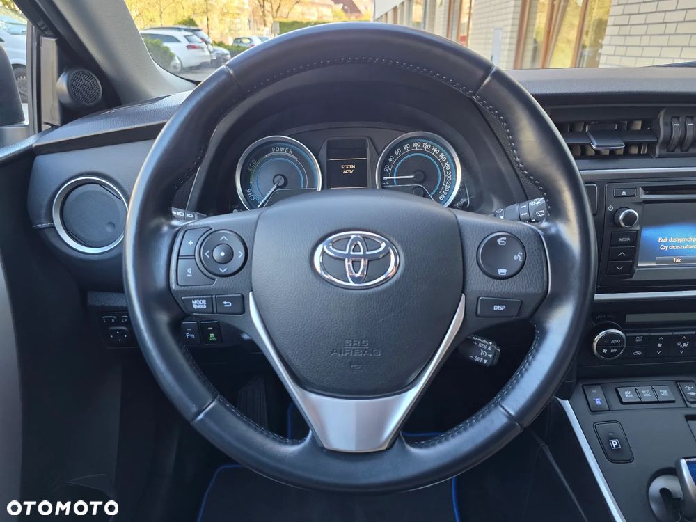Toyota Auris - 27