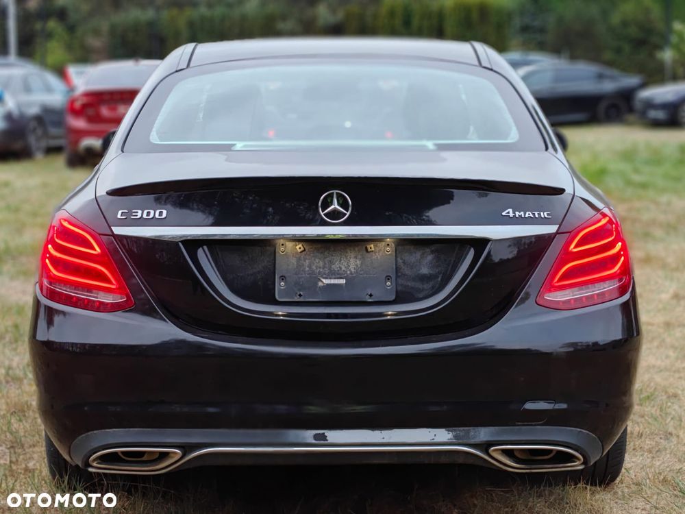 Mercedes-Benz Klasa C 300 4MATIC 9G-TRONIC - 6