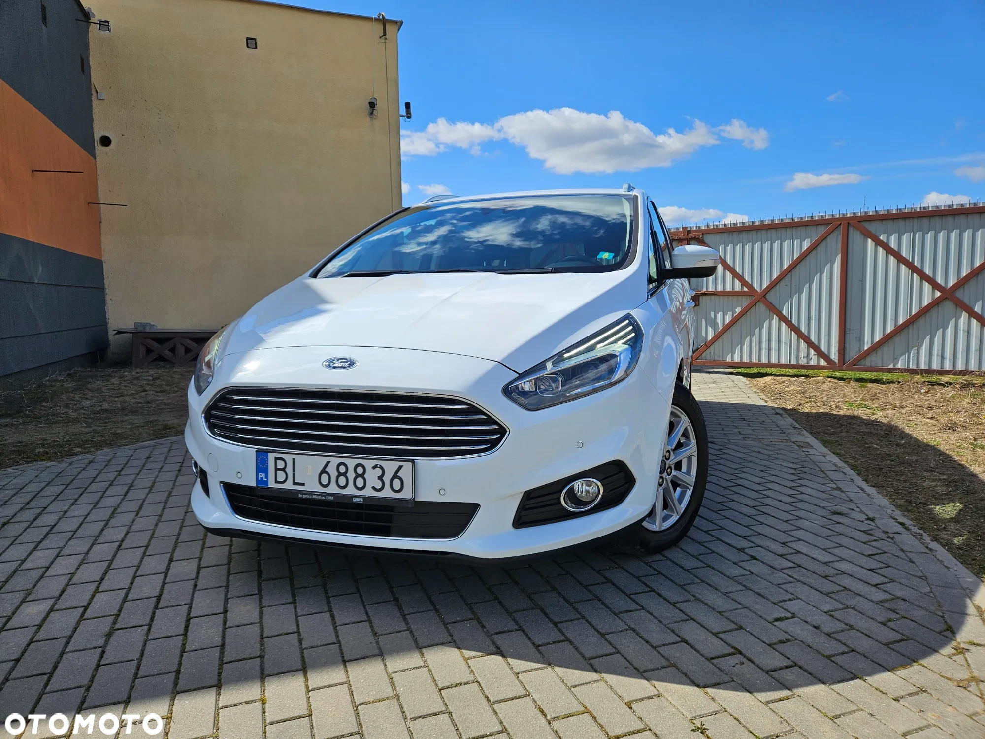 Ford S-Max 2.0 TDCi Titanium - 3