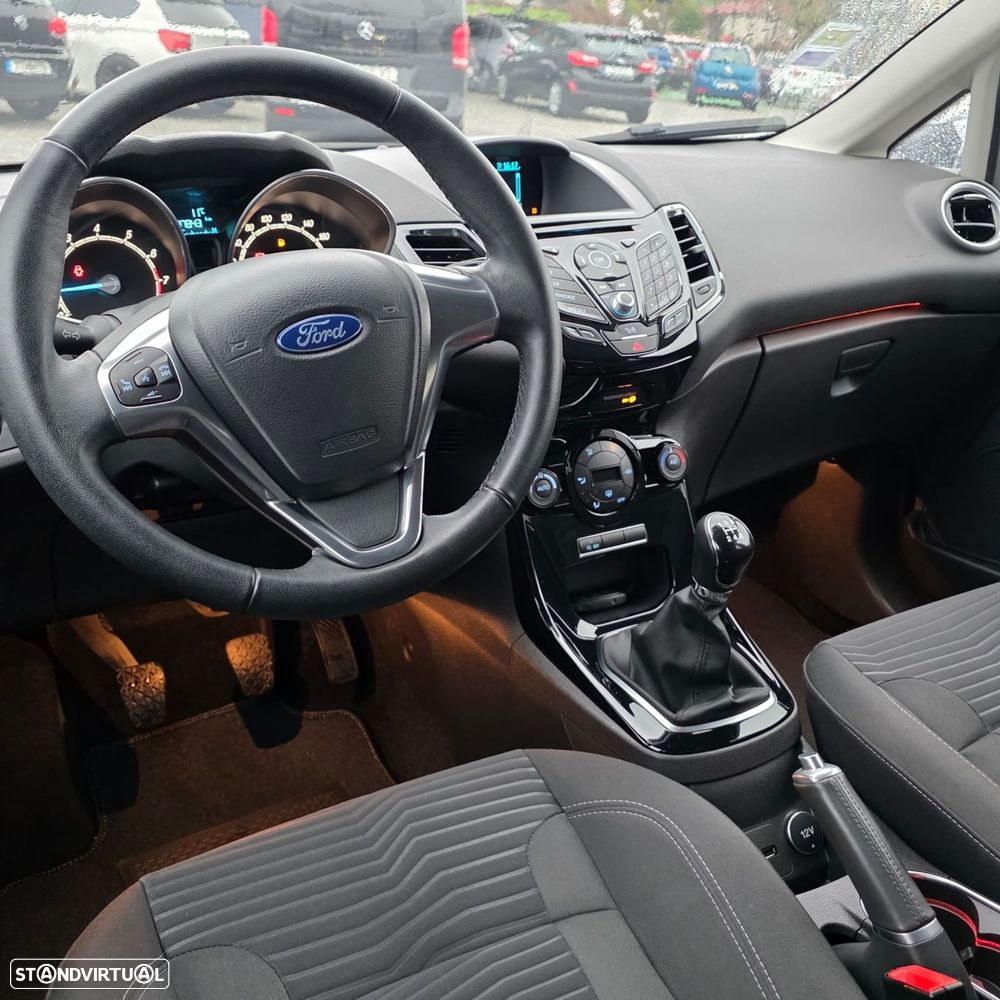 Ford Fiesta 1.0 Ti-VCT Titanium - 25