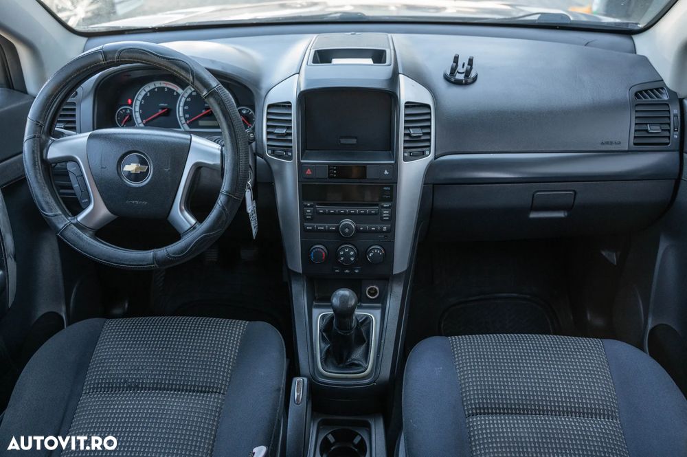 Chevrolet Captiva 2.0D LS - 10