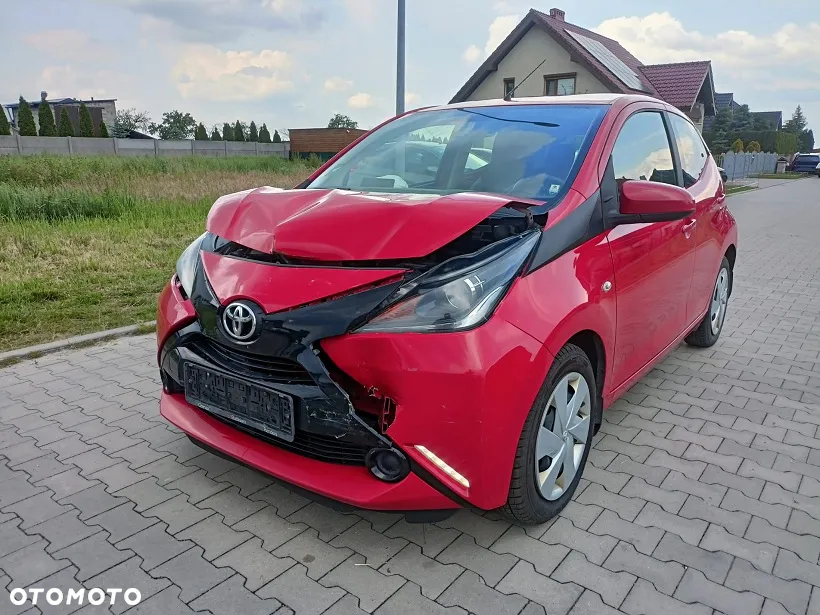 Toyota Aygo x-play - 7