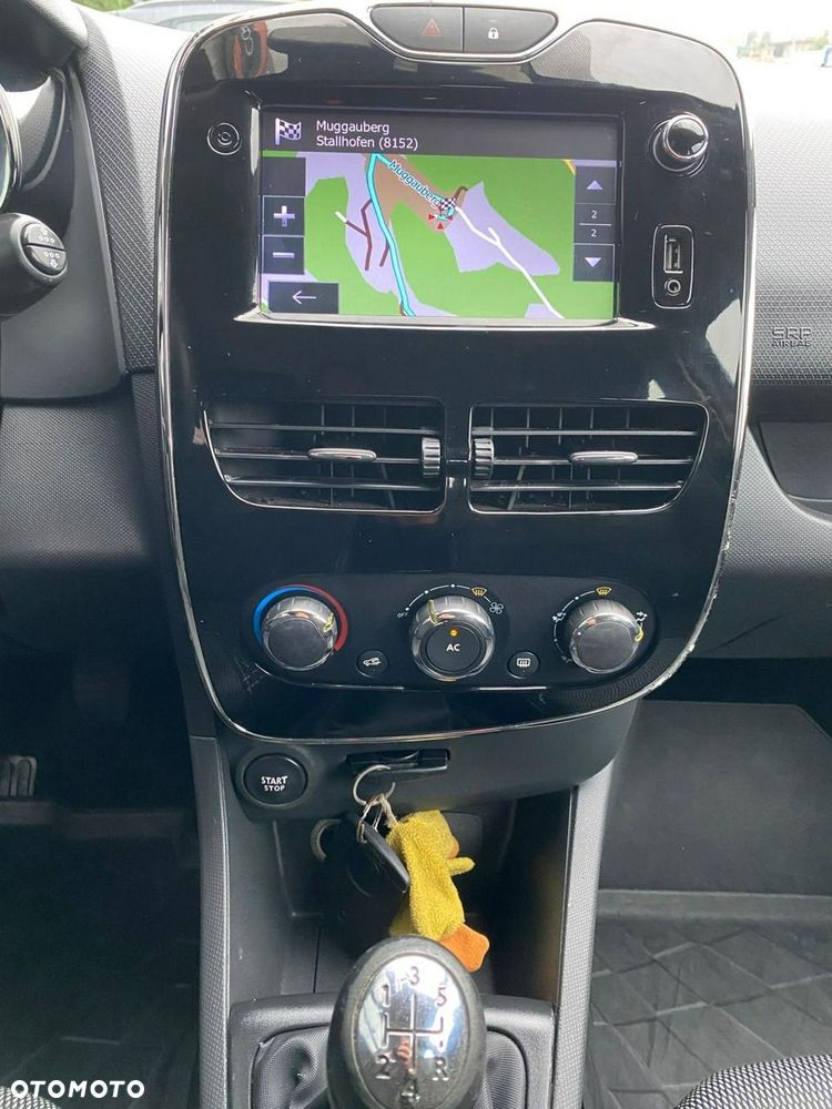 Renault Clio - 14