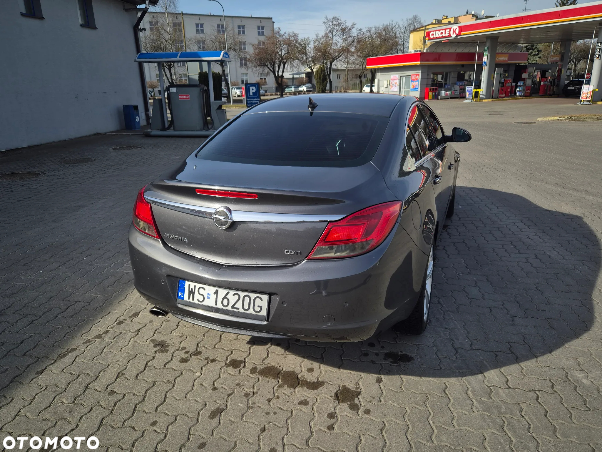 Opel Insignia 2.0 CDTI automatik Design Edition - 3