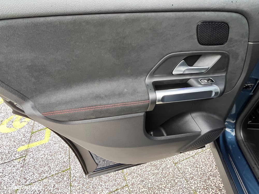 Mercedes-Benz EQB 350 4Matic AMG Line - 32