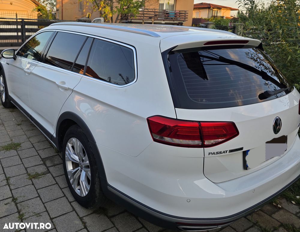 Volkswagen Passat Alltrack 2.0 TDI DSG 4Motion - 11