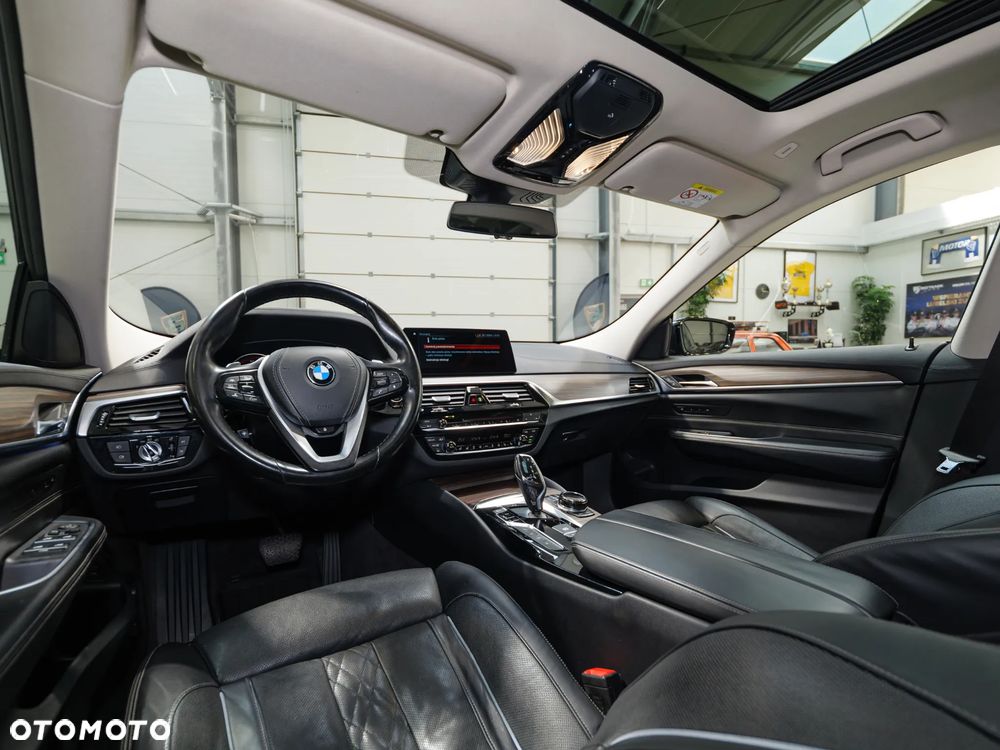 BMW Seria 6 640i xDrive - 15