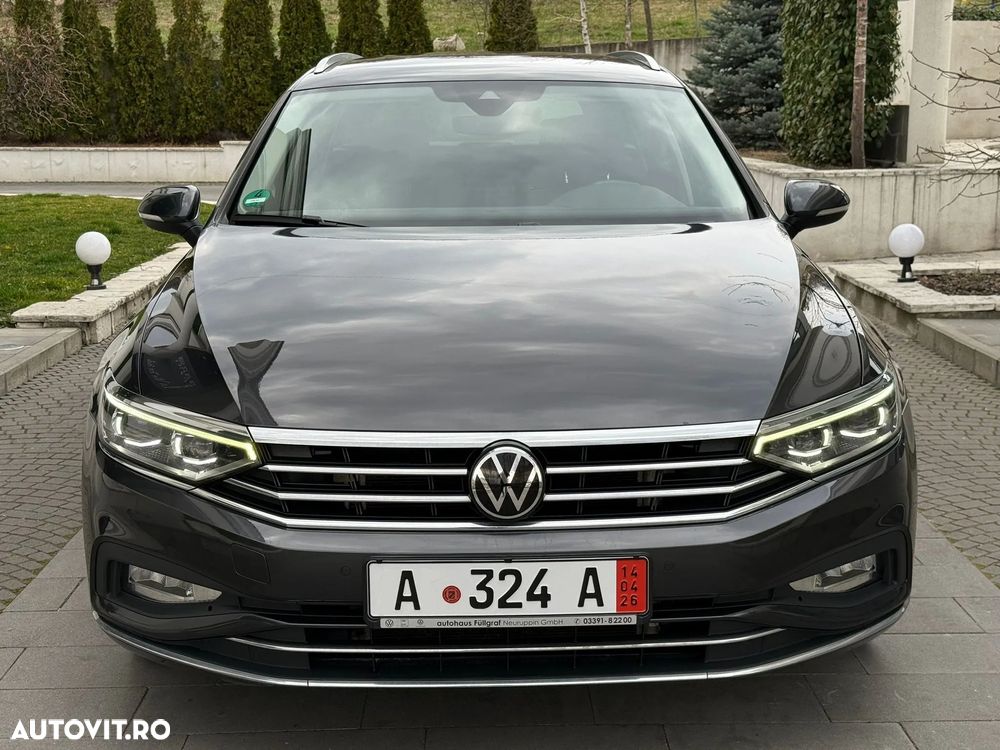 Volkswagen Passat 2.0 TDI SCR Elegance - 23