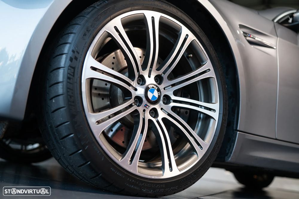 BMW M3 Auto - 5